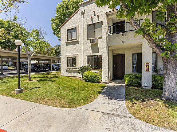 3rd image of 8387 Capricorn Way APT 101
