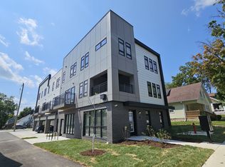 416 E Cottage Grove Ave #102, Bloomington, IN 47408
