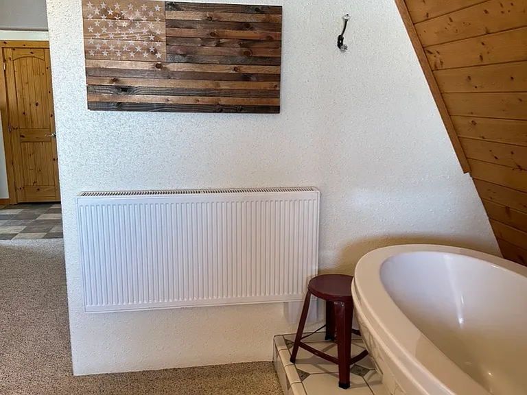 Master Bedroom soaking tub