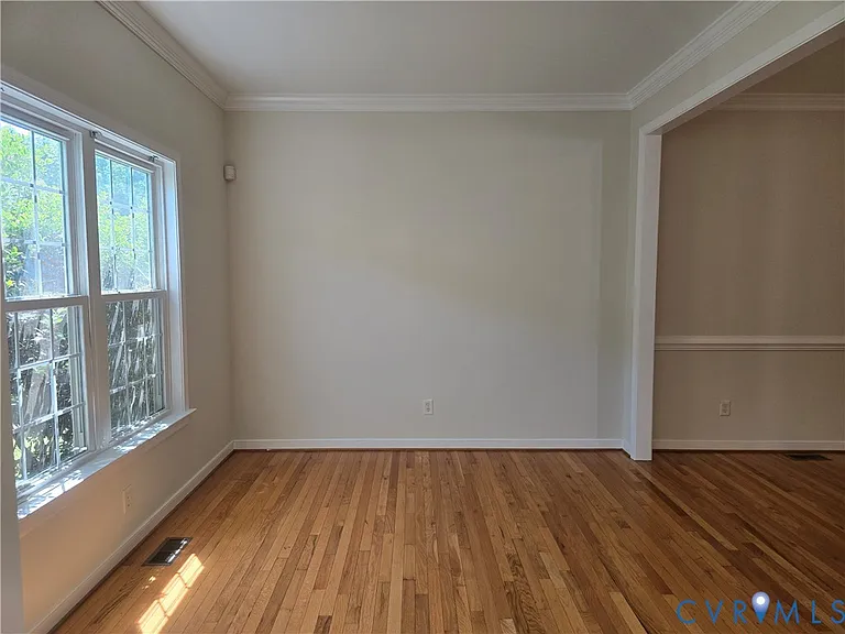 9521 Pine Trails Ct — Photo 3