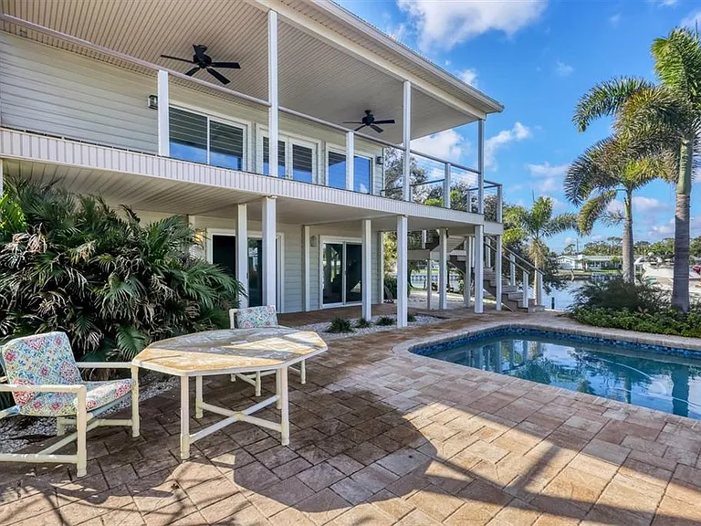 3601 Coquina Key Dr SE — Photo 43