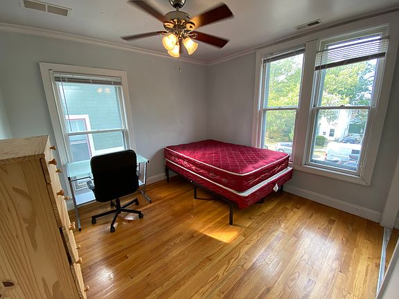 3rd image of 504 Lawrence St #2