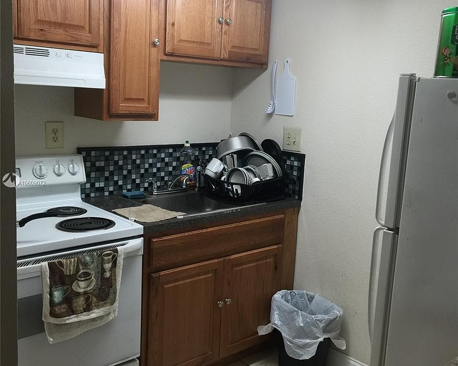 1st image of 7645 NW 42nd Pl
