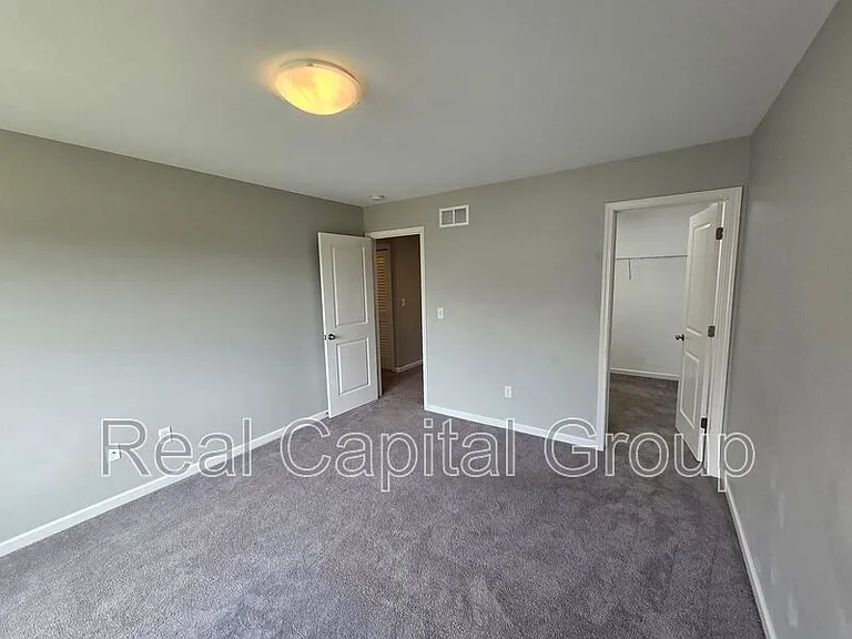 2 Old Tower Ln #C — Photo 17