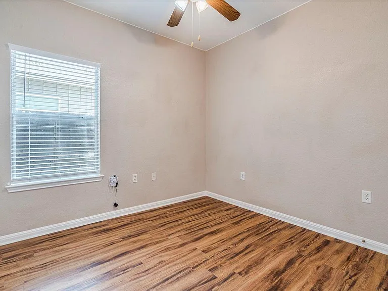 6801 Porter St — Photo 18