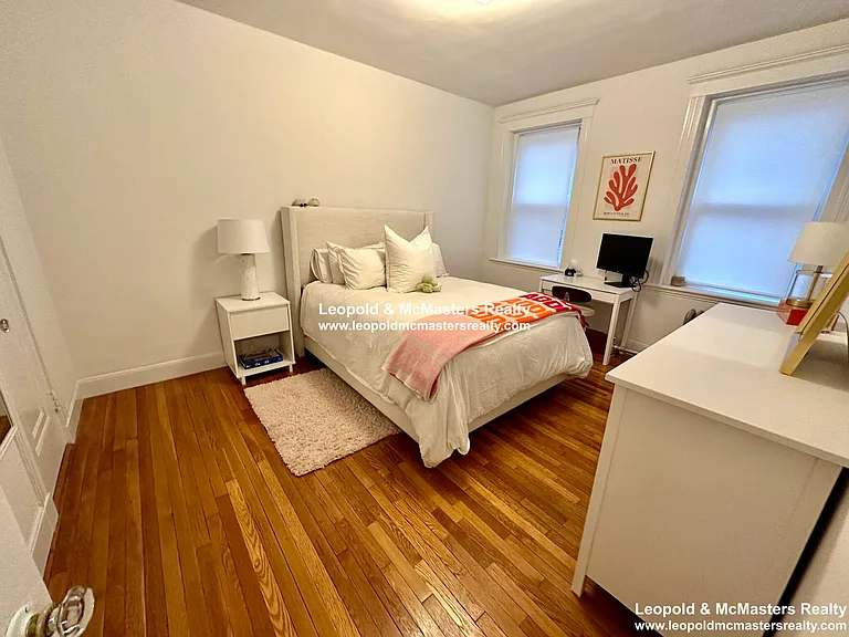 88 Winchester St #5 — Photo 3