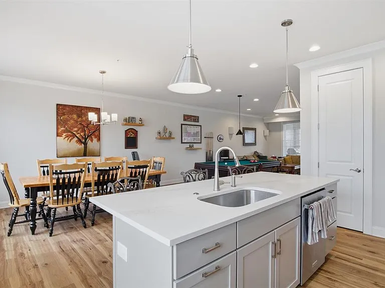 426 Midtown Way — Photo 5