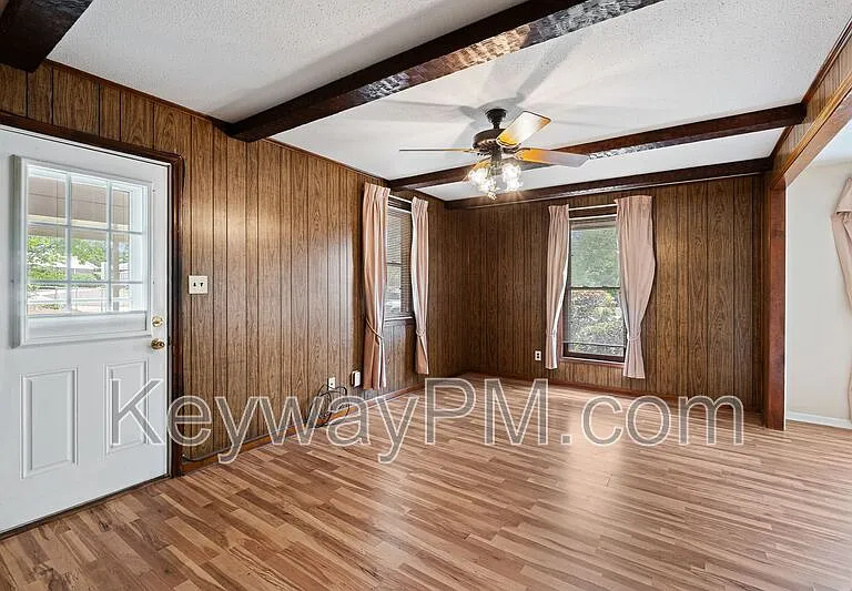 4537 Shawnee Rd — Photo 5