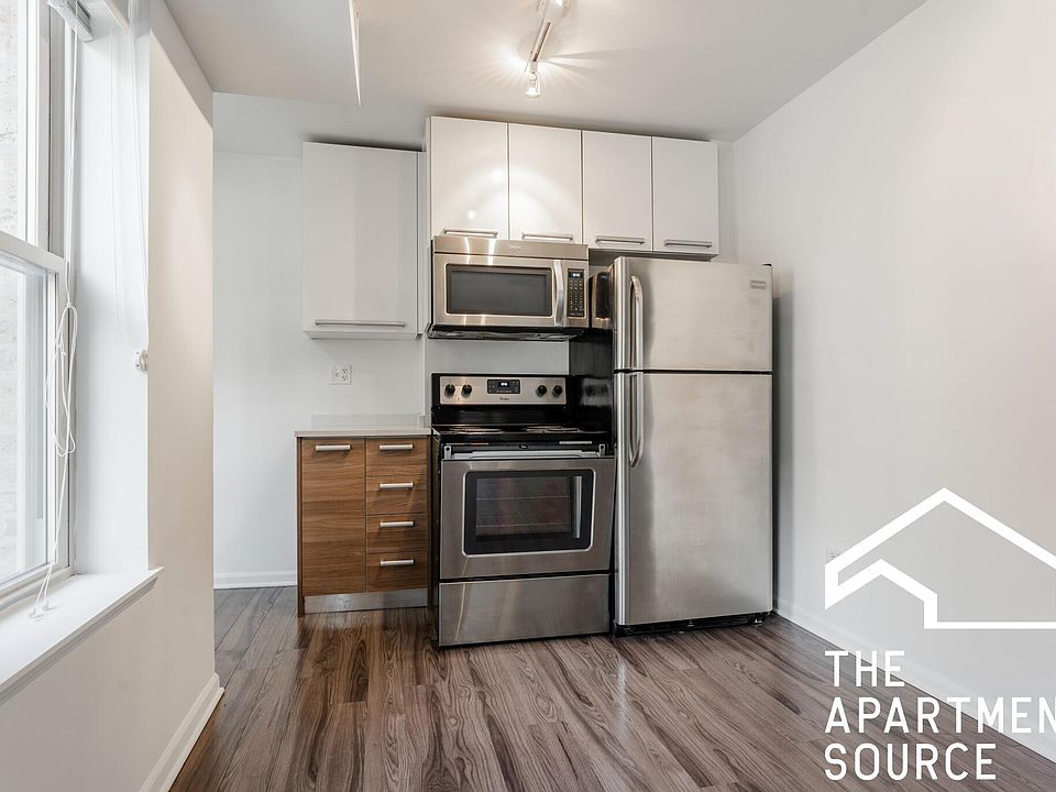1st image of 930 W Carmen Ave #2D