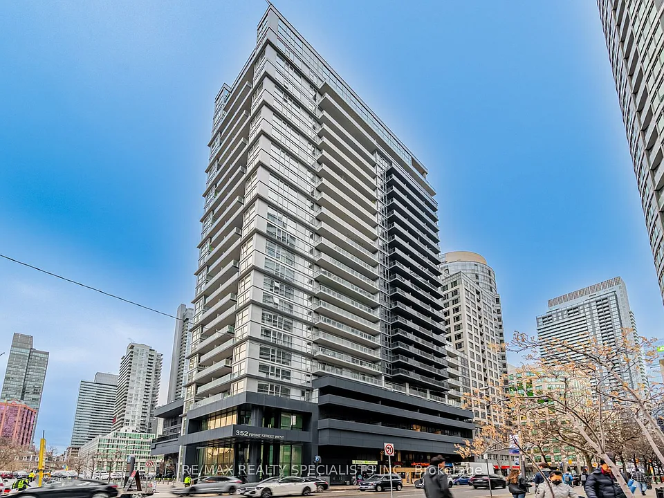 352 Front St W #1007