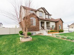 559 W 3150 S, Syracuse, UT 84075