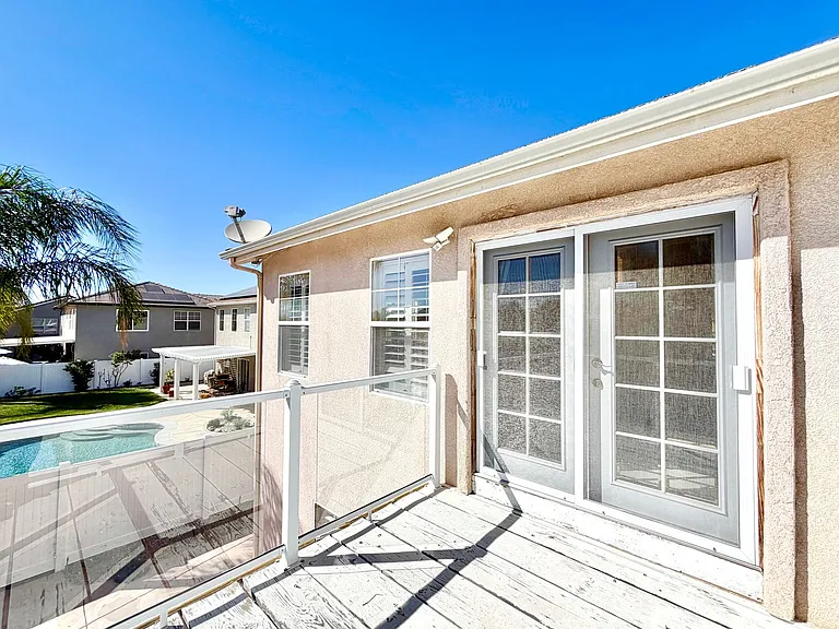 26187 Isherwood St — Photo 34