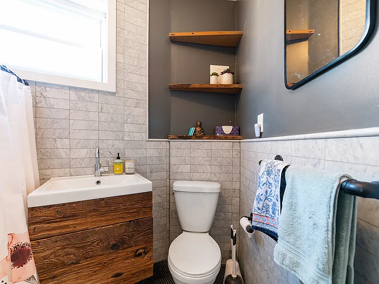 1517 E Susquehanna Ave — Photo 24