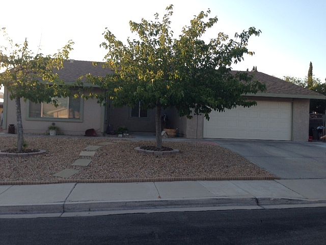 1st image of 780 Sandra Dr