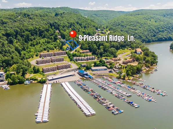 9 Pleasant Ridge Ln, Morgantown, WV 26508