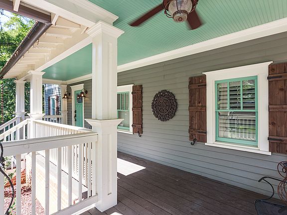 porch nook