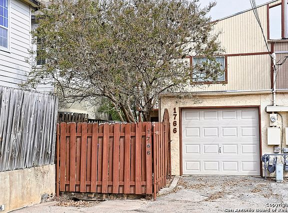 4th image of 1766 Thousand Oaks Dr