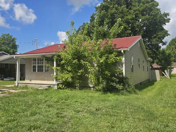 2011 Arkansas Ave, Poplar Bluff, MO 63901