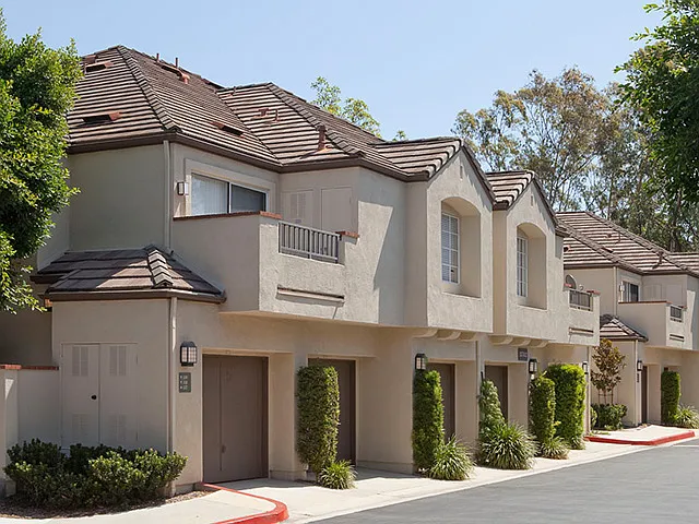 Turtle Rock Canyon Apartment Homes — Photo 12