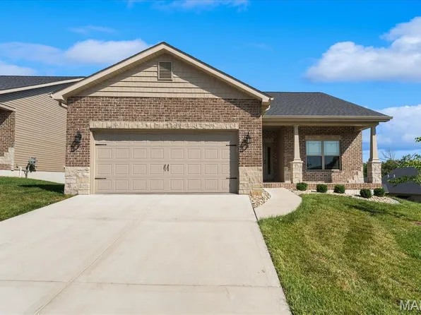 8085 Villa Valley Ln, Caseyville, IL 62232