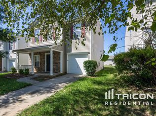 3720 Charterhall Ln, Charlotte, NC 28215