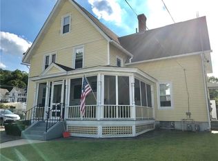 28 Andrews St, Woonsocket, RI 02895