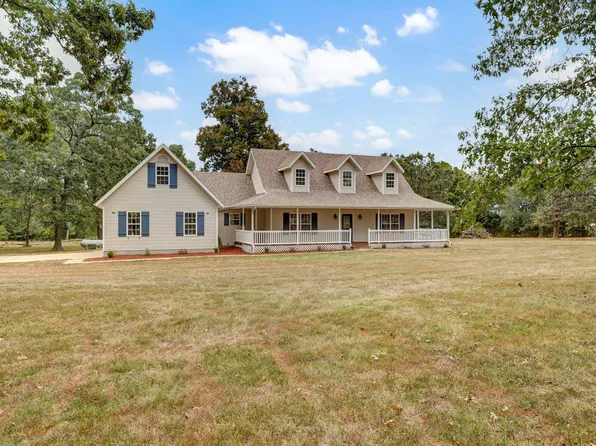 36 Trail Of Tears Drive, Marshfield, MO 65706