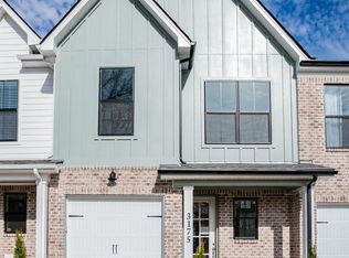 3175 Sassafras Ln, Thompsons Station, TN 37179