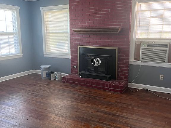 4th image of 60 Robin Rd