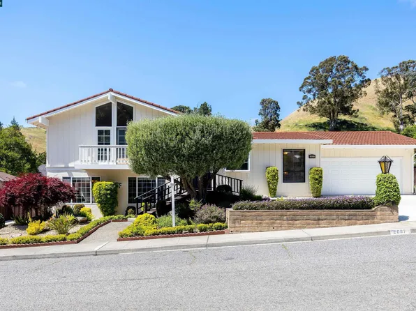 2687 Doidge Ave, Pinole, CA 94564
