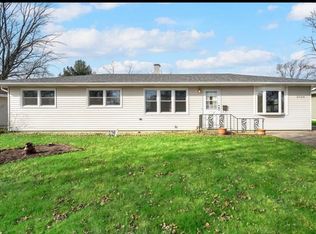3024 McAfee Dr, Hobart, IN