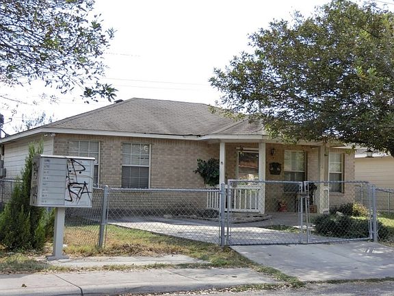3rd image of 126 Hortencia Ave