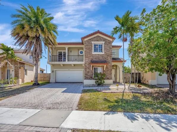 22221 SW 87th Pl, Cutler Bay, FL 33190