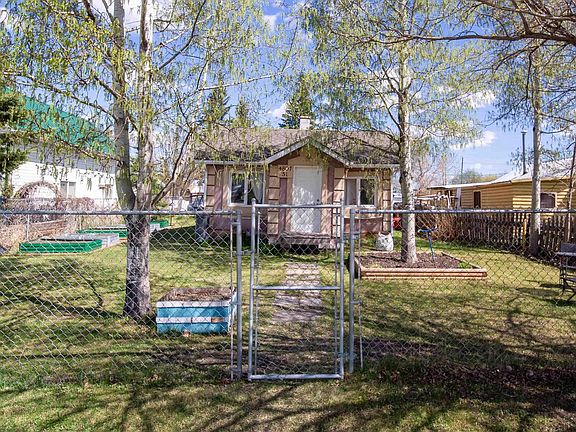 3rd image of 4807 51st St