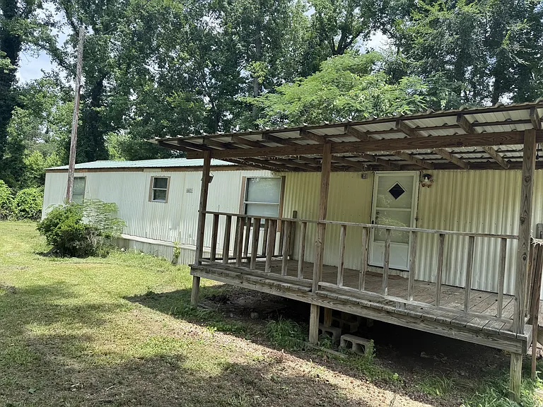 608 Dillard Dr — Photo 1