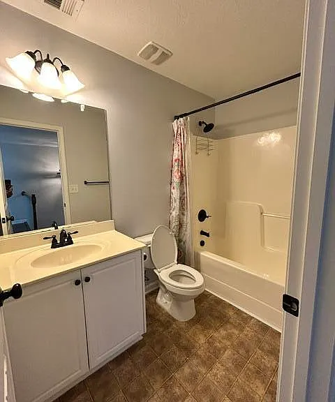5064 Nokesville Cir — Photo 19