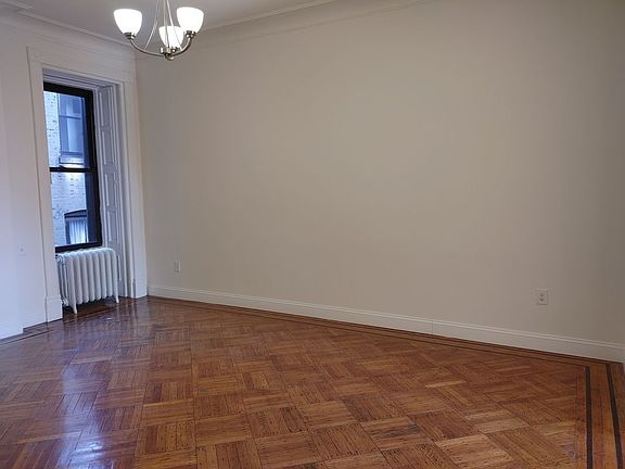 4th image of 115 Montague St APT 4D