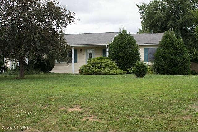 1st image of 120 Golden Pond Cir