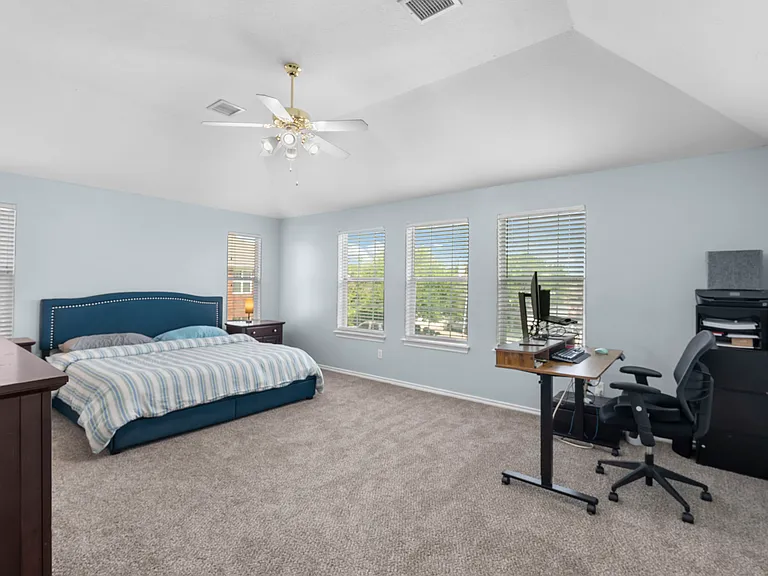 4506 Noble Ct — Photo 8