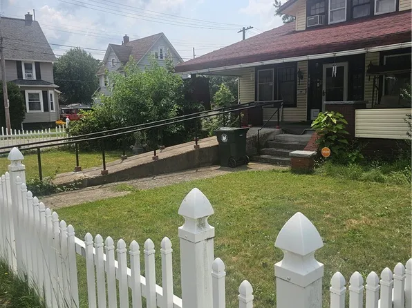 1601 Superior Ave NE, Canton, OH 44705