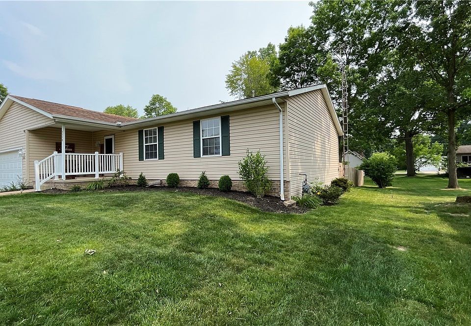 1st image of 1115 W Chester Dr