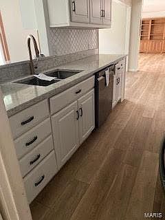 5th image of 23 S Pind Wood Ln