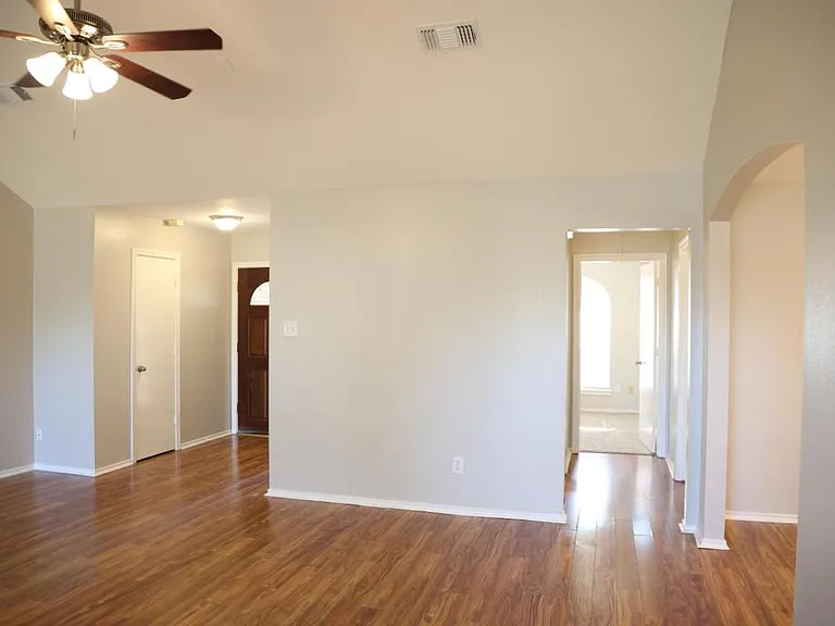 3419 Lakeland Gardens Dr — Photo 15