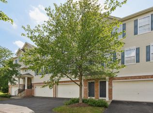 1911 Indian Hill Ln, Aurora, IL 60503