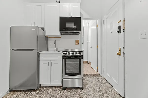 Rented by REAL New York | media 9