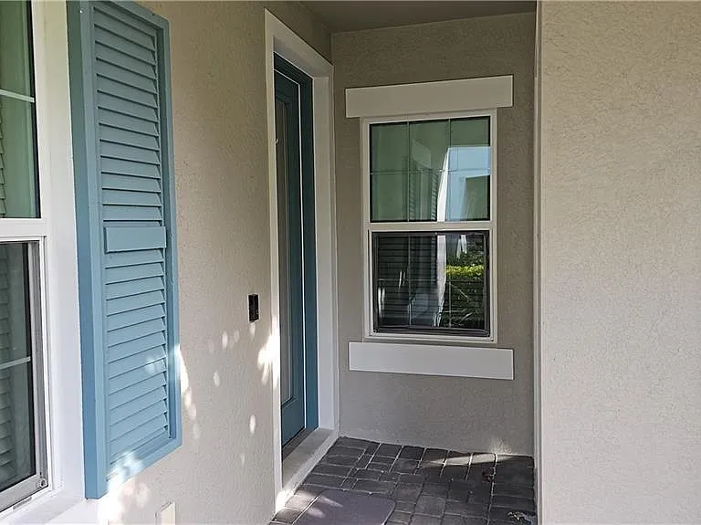 2305 Ariane Dr — Photo 4