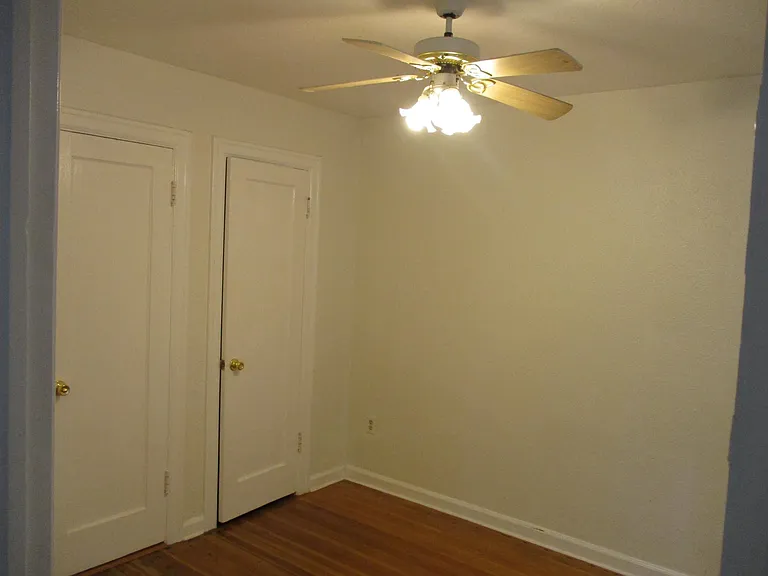 77 W 24th Pl — Photo 12