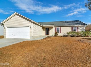 204 Knoll Way, Hubert, NC 28539