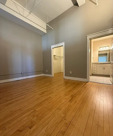 42 S Washington St #404 — Photo 13