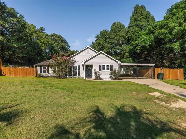 4 Ford Rd, Phenix City, AL 36869